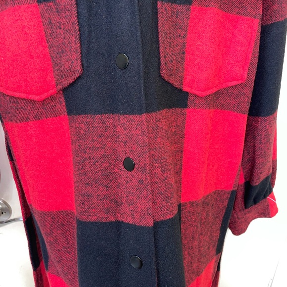 Laundry by Shelli Segal - Picture 9 of 11